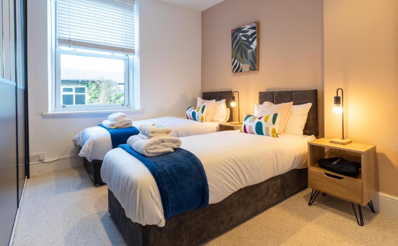 Beautiful 3 Bedroom Townhouse Harrogate Exteriér fotografie